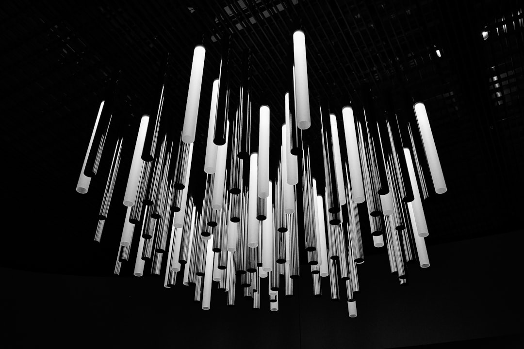 Photo linear chandelier